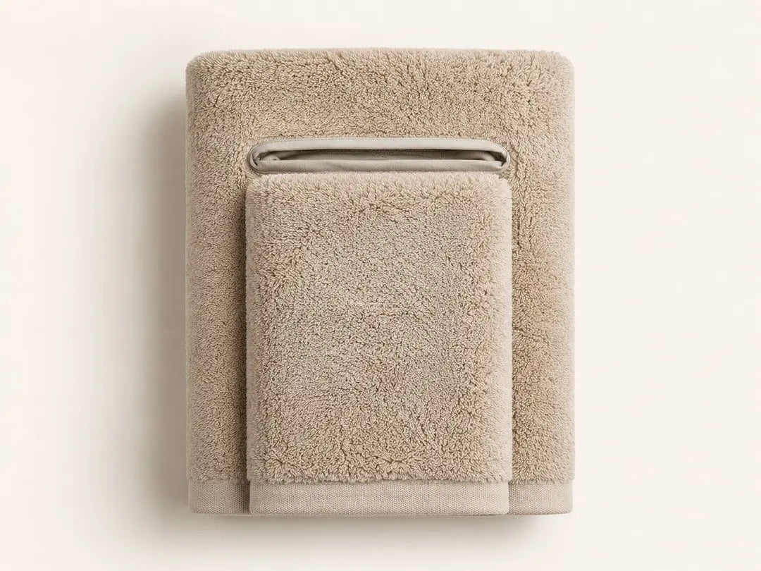 The Deyshine Smart Towel (600 GSM)